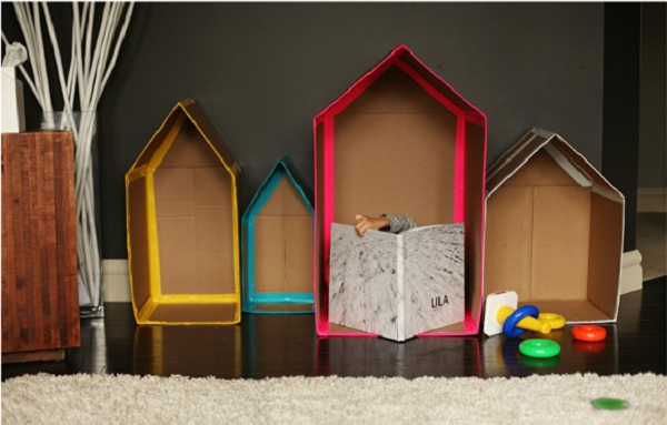 casa para niños de una caja de cartón