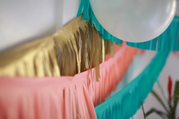 diy-fringe-party-decor-620x413Bebestilo garland how-to-make-your-own-teepee-indian party / cumpleaños infantiles indios